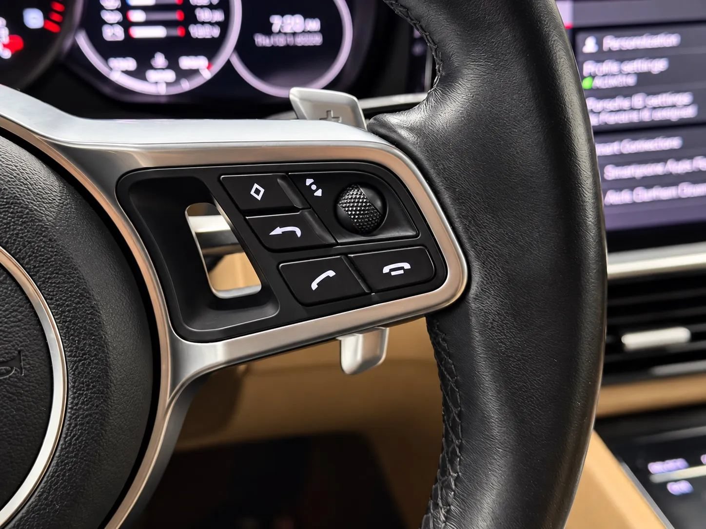 Used 2021 Porsche Cayenne AWD/4WD image 31