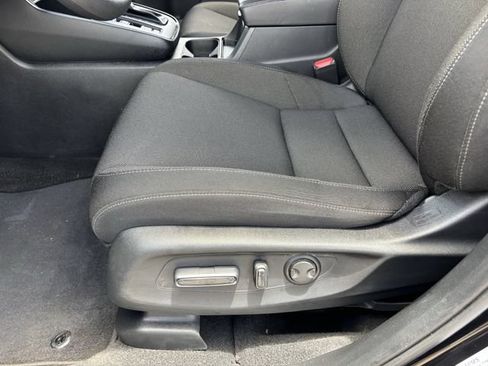 Used 2025 Honda CR-V EX image 20