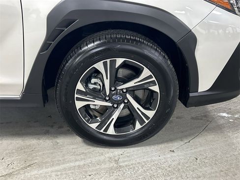 Certified 2025 Subaru Crosstrek 2.0i Premium image 13