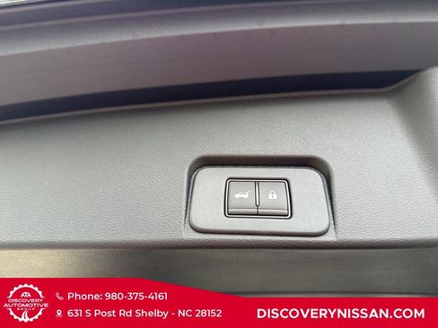 New 2026 Nissan Rogue Platinum AWD/4WD image 37