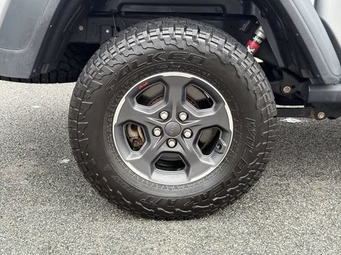 Used 2020 Jeep Gladiator Rubicon AWD/4WD image 12