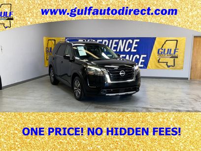 Used 2024 Nissan Pathfinder SL