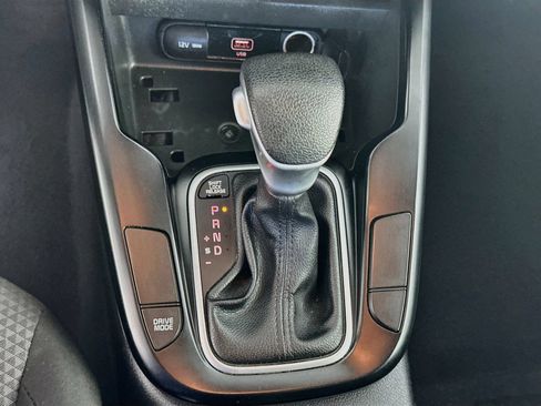 Used 2021 Kia Soul LX FWD image 15