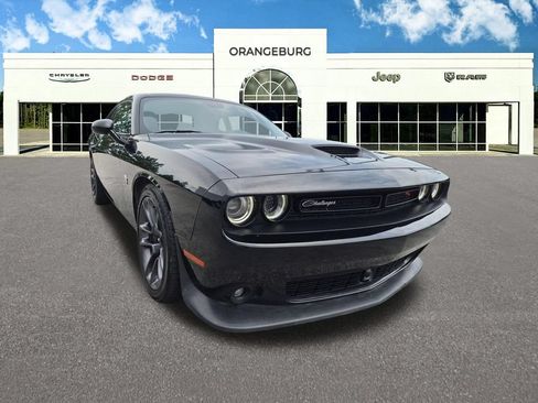 Used 2023 Dodge Challenger R/T Scat Pack w/ Plus Package RWD image 2