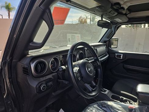 Used 2018 Jeep Wrangler Unlimited Sport S image 10