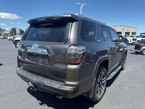 Used 2023 Toyota 4Runner Limited AWD/4WD image 5
