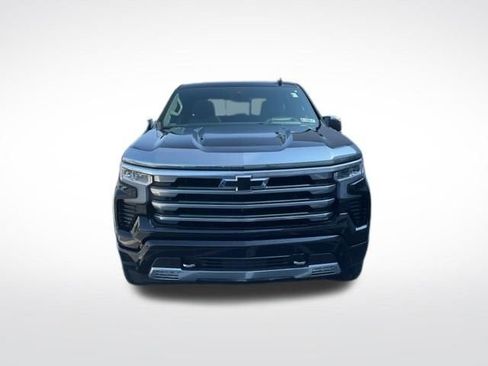 Certified 2023 Chevrolet Silverado 1500 High Country w/ High Country Premium Package AWD/4WD image 10