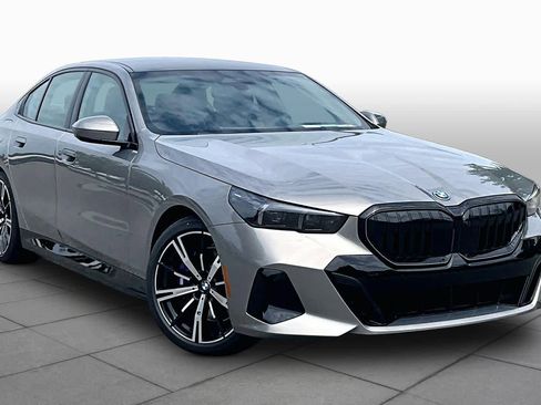 New 2027 BMW 550e xDrive w/ Executive Package AWD/4WD image 2
