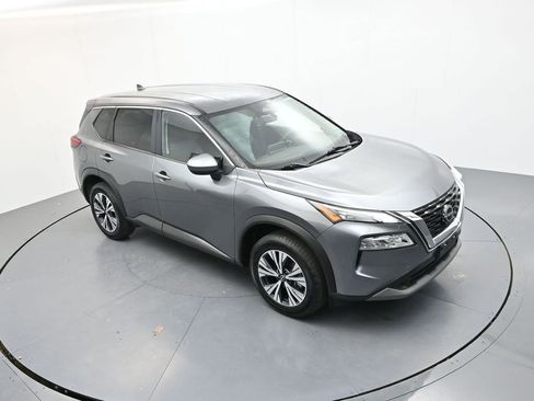Used 2023 Nissan Rogue SV image 21