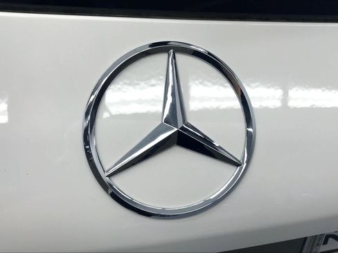Certified 2018 Mercedes-Benz GLC 300 image 31