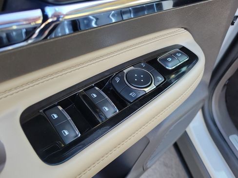 Used 2022 Lincoln Corsair Reserve w/ Equipment Group 201A image 17