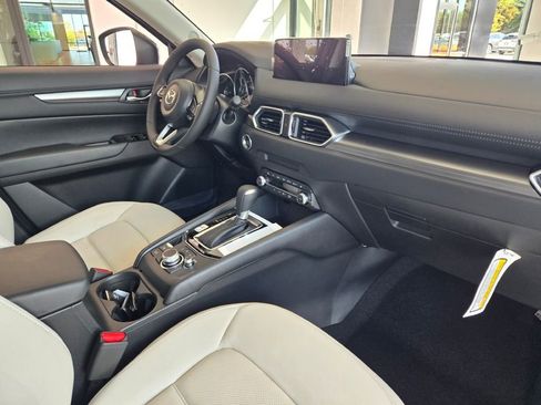 New 2025 MAZDA CX-5 AWD 2.5 S w/ Preferred Package image 5