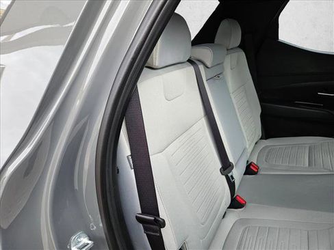 Certified 2025 Hyundai Santa Cruz SE image 21