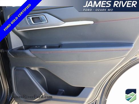 Certified 2025 Ford Explorer ST-Line w/ ST-Line Street Pack image 11