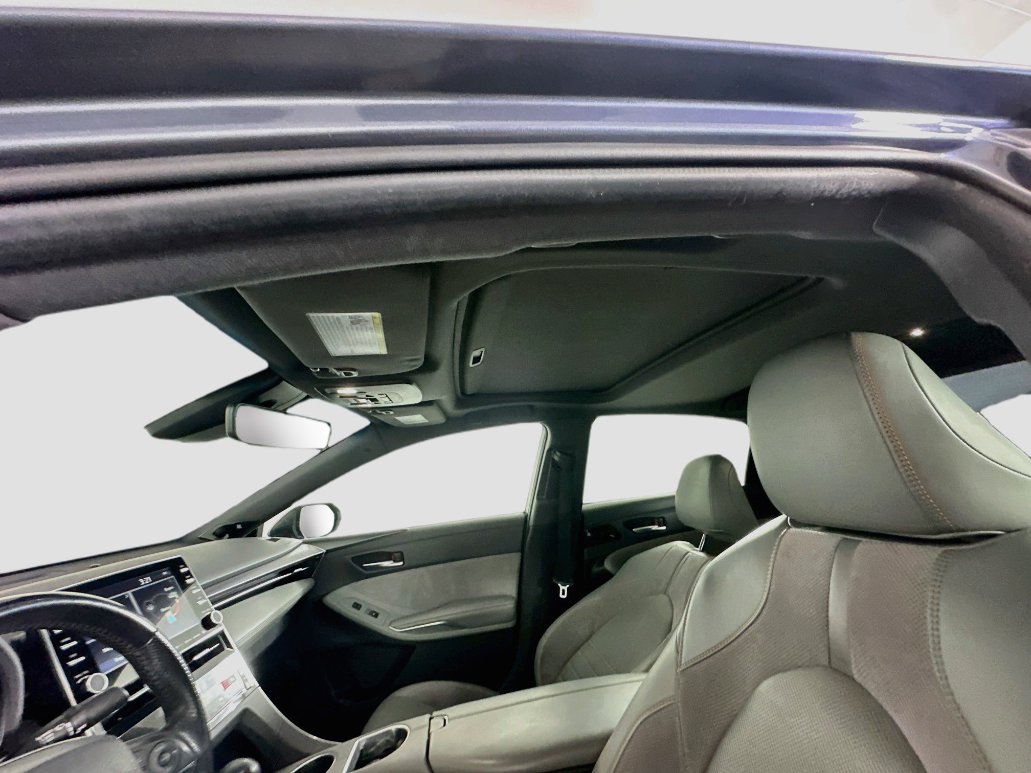Used 2019 Toyota Avalon XSE w/ Preferred Accessory Package FWD image 32