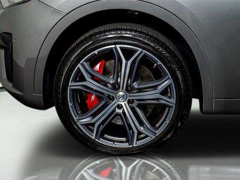 Used 2022 Maserati Levante Modena image 23
