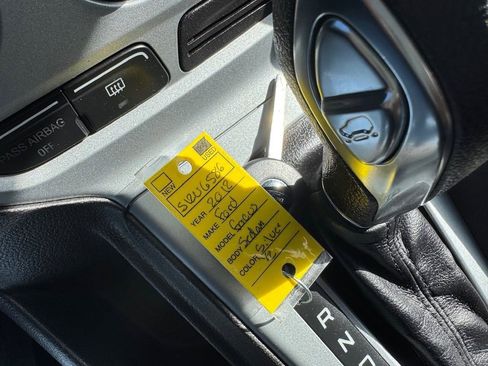 Used 2012 Ford Focus SE FWD image 16