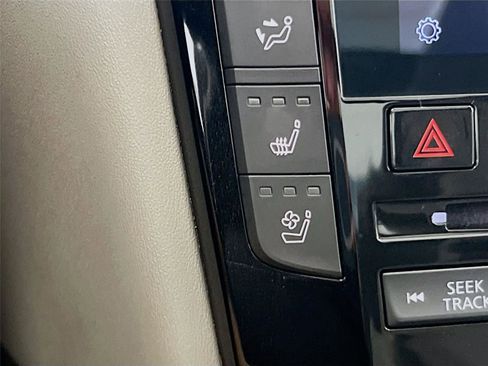 Used 2024 INFINITI QX50 Sensory w/ Accent Package image 15