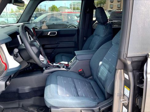 New 2025 Ford Bronco Heritage Edition AWD/4WD image 7