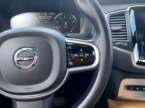 Used 2017 Volvo XC90 T6 Momentum w/ Vision Package AWD/4WD image 25