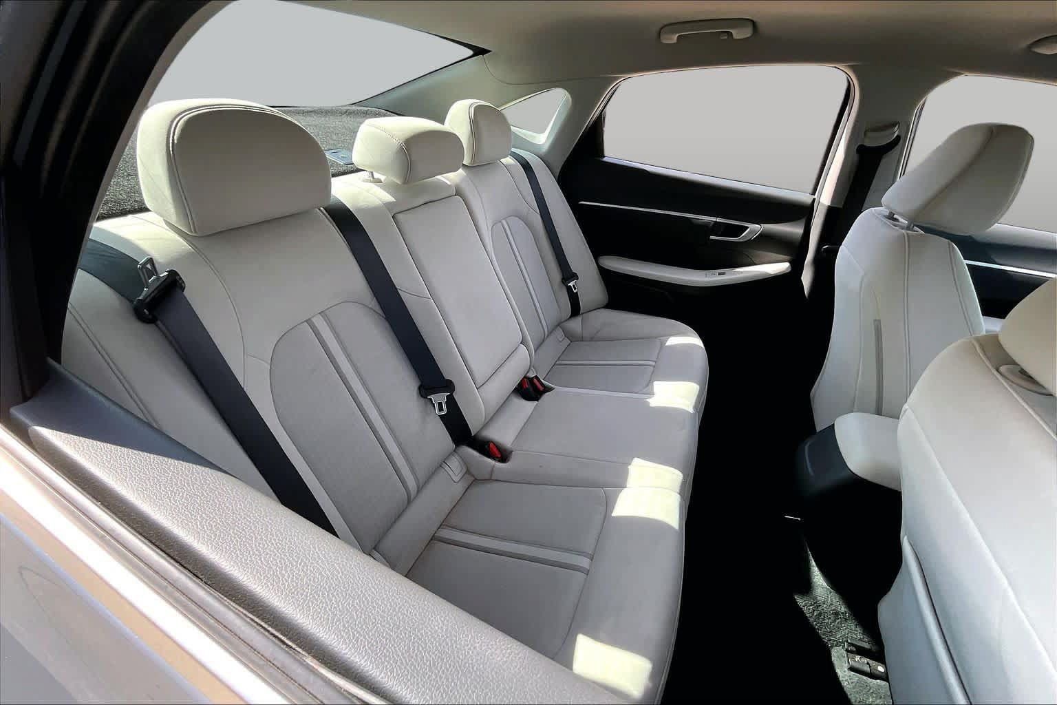 Used 2025 Hyundai Sonata SEL FWD image 18