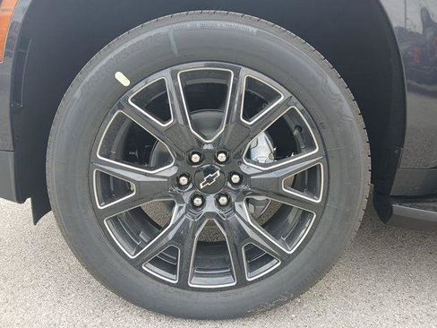 New 2026 Chevrolet Suburban RST w/ Advanced Technology Package image 9