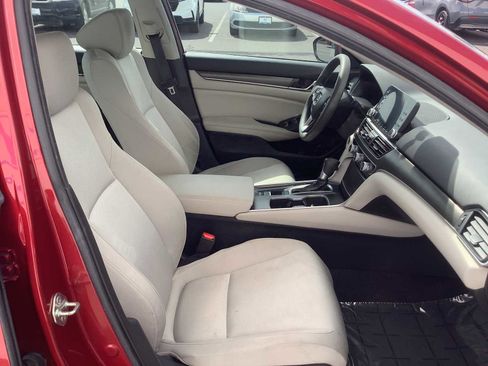Certified 2019 Honda Accord LX image 15