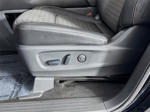 Used 2024 Nissan Pathfinder Rock Creek AWD/4WD image 19