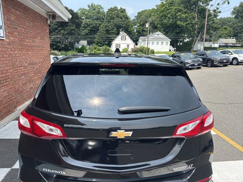 Used 2019 Chevrolet Equinox LT w/ Driver Convenience Package FWD image 8