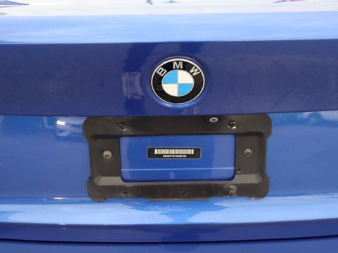 Used 2019 BMW 330i xDrive Sedan w/ M Sport Package AWD/4WD image 34