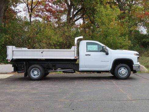 New 2025 Chevrolet Silverado 3500 W/T w/ WT Convenience Package AWD/4WD image 3