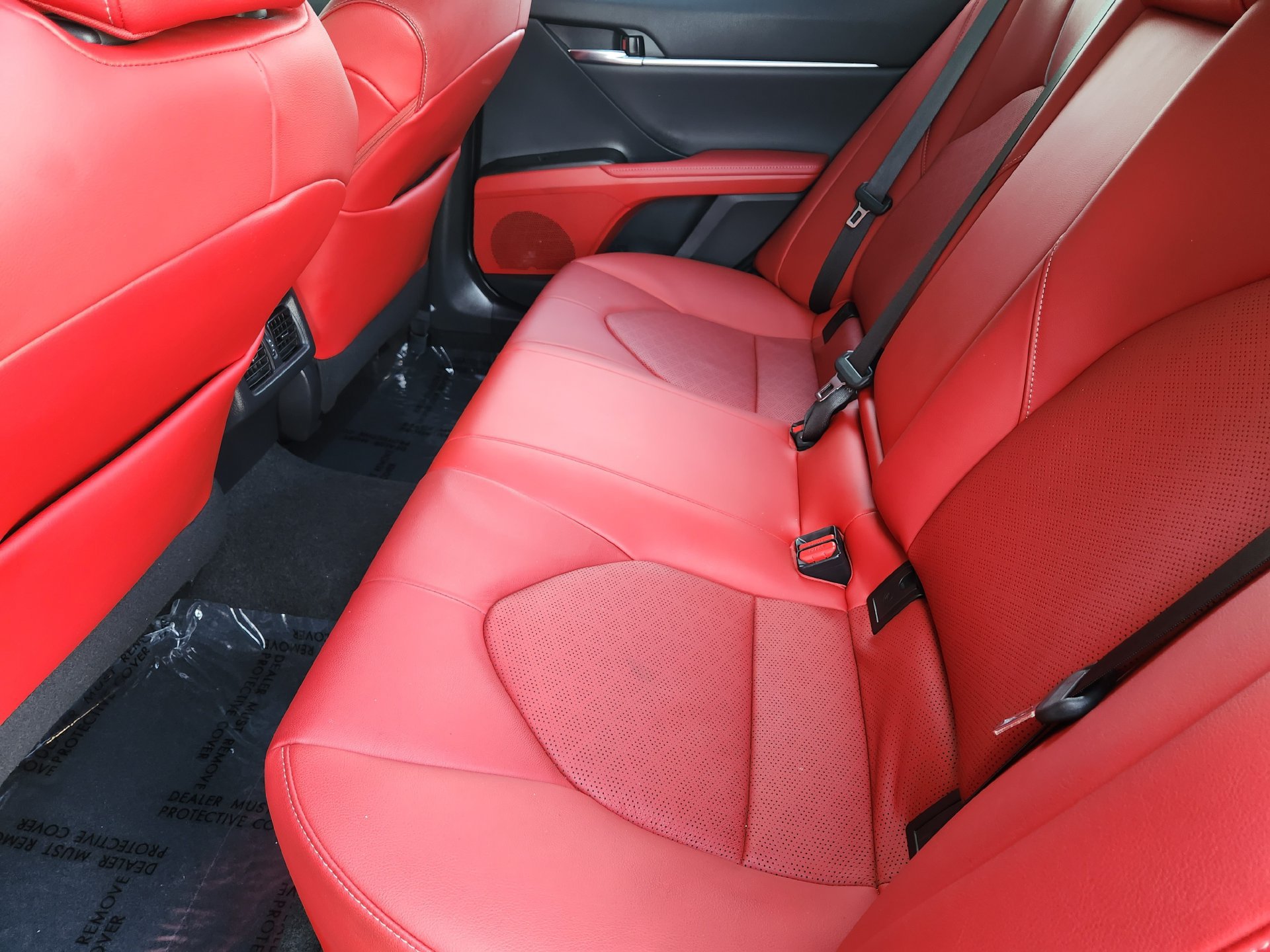 Used 2021 Toyota Camry XSE FWD image 31