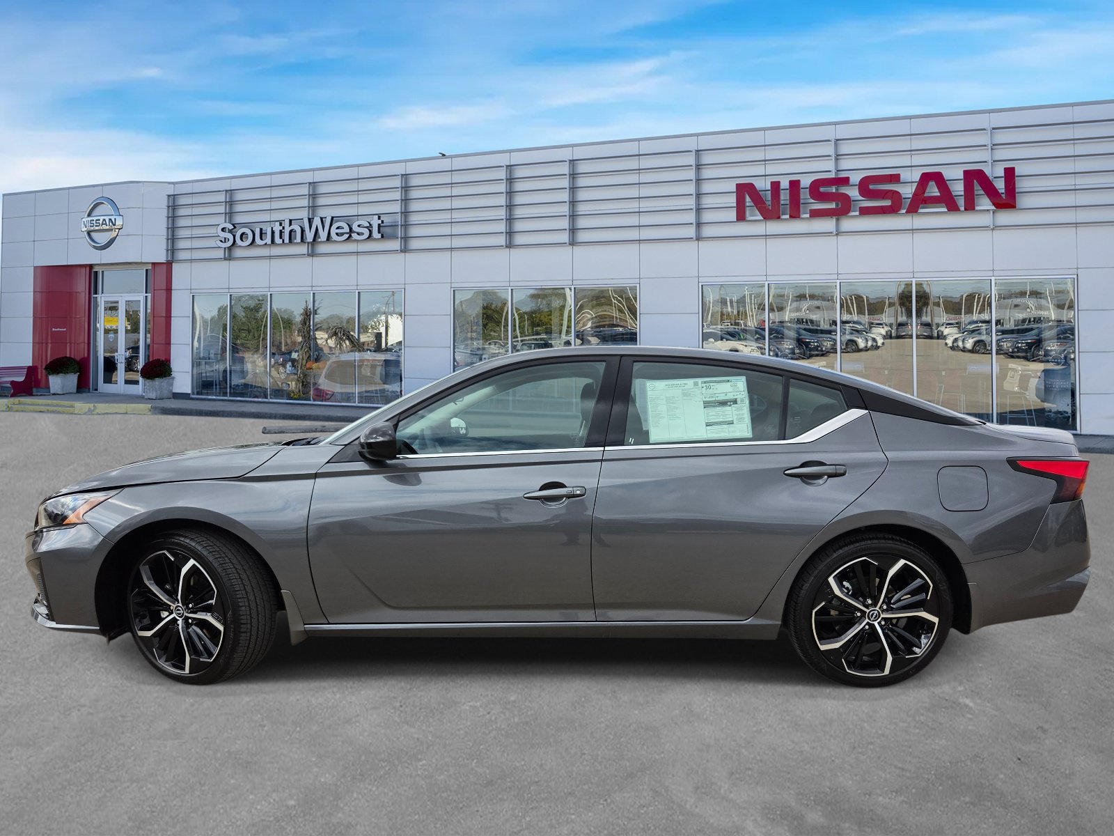 New 2026 Nissan Altima 2.5 SR FWD image 8