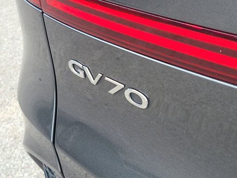 Used 2025 Genesis GV70 2.5T AWD/4WD image 5