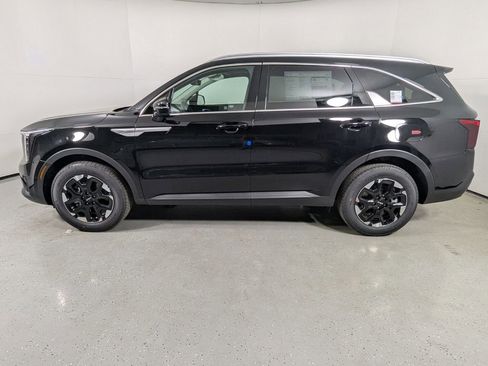 New 2025 Kia Sorento S w/ Panoramic Sunroof Package image 4