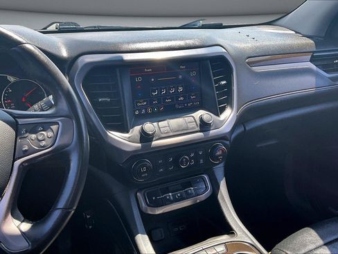 Used 2021 GMC Acadia AT4 w/ Technology Package AWD/4WD image 10