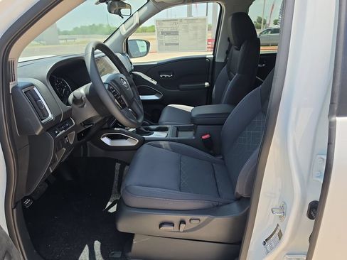 New 2026 Nissan Frontier SV w/ SV Convenience Package RWD image 23