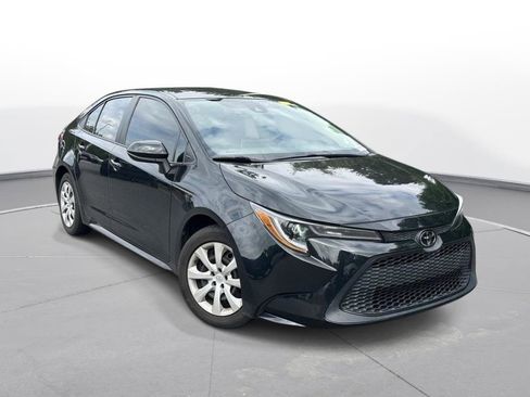 Used 2021 Toyota Corolla LE FWD image 4