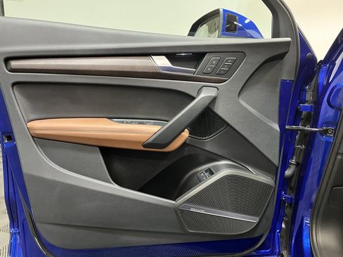 Used 2023 Audi Q5 e Premium Plus w/ Premium Plus Package image 13