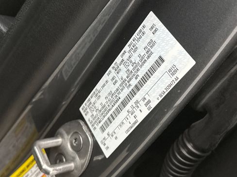 Used 2022 Ford Escape SE AWD/4WD image 11