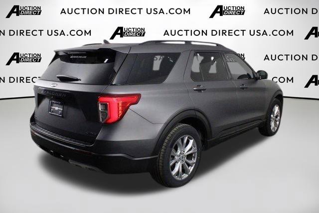 Used 2021 Ford Explorer XLT w/ Equipment Group 202A AWD/4WD image 50