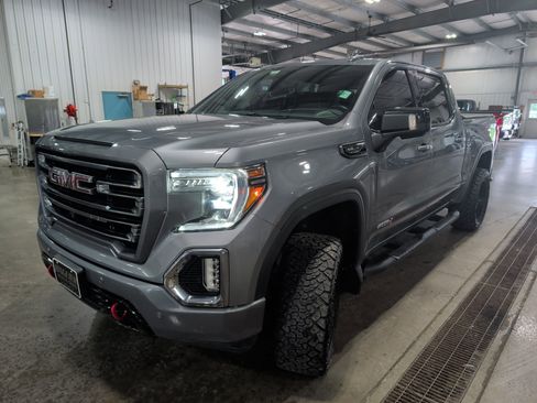Used 2019 GMC Sierra 1500 AT4 w/ Technology Package AWD/4WD image 6