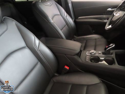 Used 2025 Cadillac XT4 Premium Luxury FWD image 25