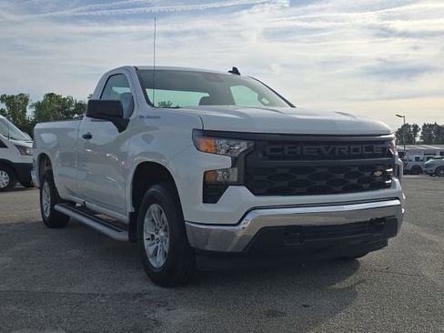 Used 2025 Chevrolet Silverado 1500 W/T image 7