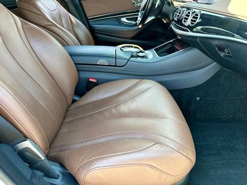 Used 2017 Mercedes-Benz S 550 4MATIC Sedan image 25