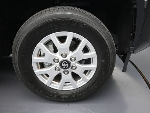 Used 2025 Toyota Tacoma SR5 RWD image 9