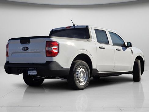 New 2025 Ford Maverick XL w/ Equipment Group 101A image 21