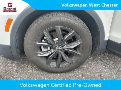 Used 2022 Volkswagen Tiguan SE R-Line AWD/4WD image 15