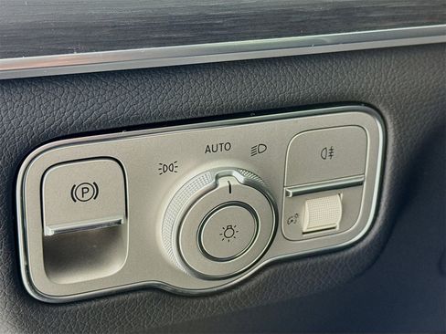 New 2026 Mercedes-Benz GLE 450 4MATIC image 11