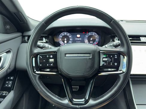 Used 2025 Land Rover Range Rover Velar Dynamic SE image 18